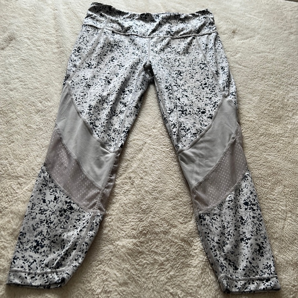 Athleta Women’s Leggings in Large